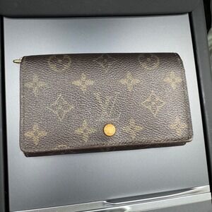 Authentic Louis Vuitton Monogram Trésor Wallet – Vintage‎ Classic Made in France
